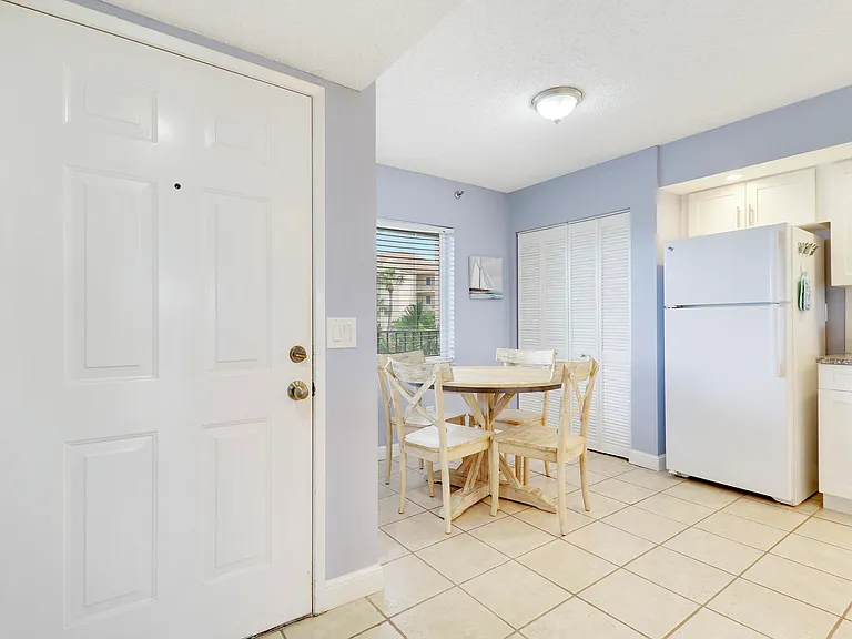 275 Palm Ave #A302 — Photo 28