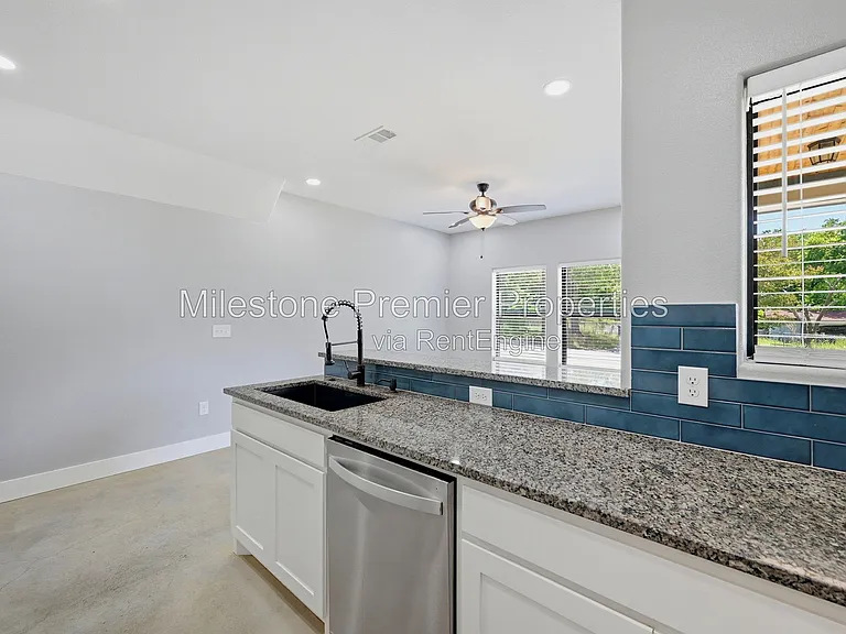 1315 S 5th Ave #1 — Photo 11