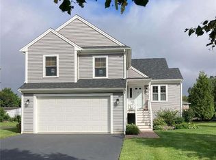 59 Garfield Ct, Bristol, RI 02809