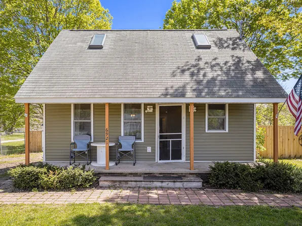 6921 Cambridge, Shelbyville, MI 49344