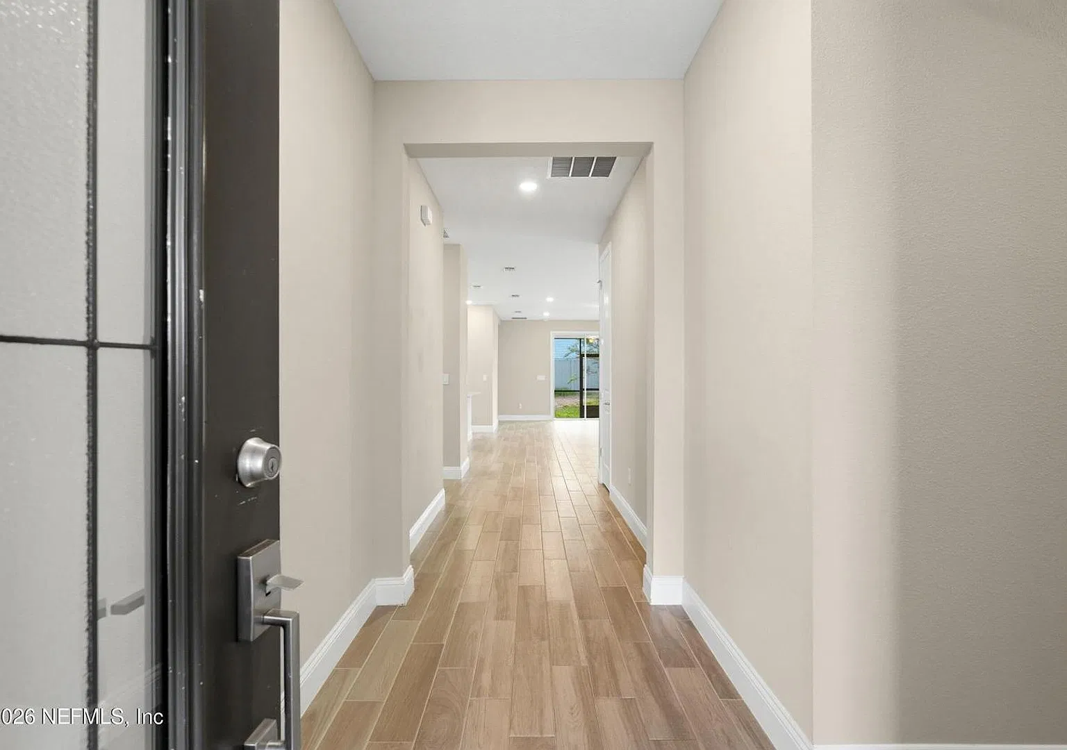 Spacious 4-Bedroom Home in Shearwater with Fenced Backyard & Screened Lanai — Photo 4