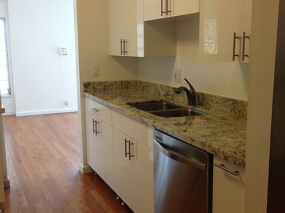 4th image of 4301 SW 62nd Ave