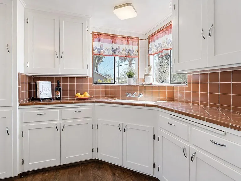 2205 S Rodeo Gulch Rd — Photo 16
