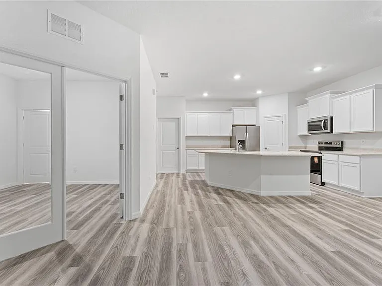 31351 Paper Birch St — Photo 13