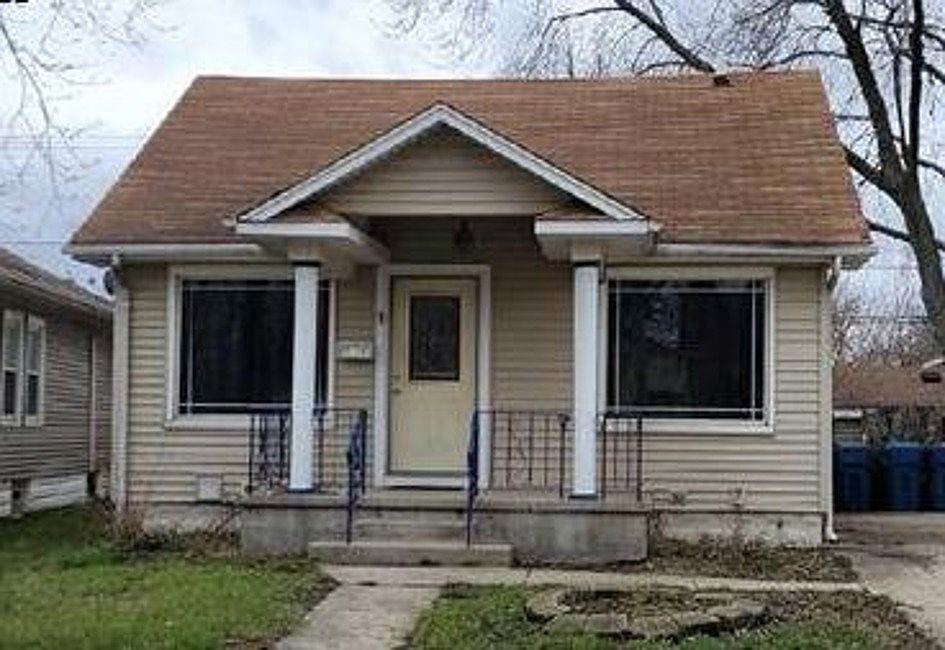 2nd image of 3106 Chicago Rd