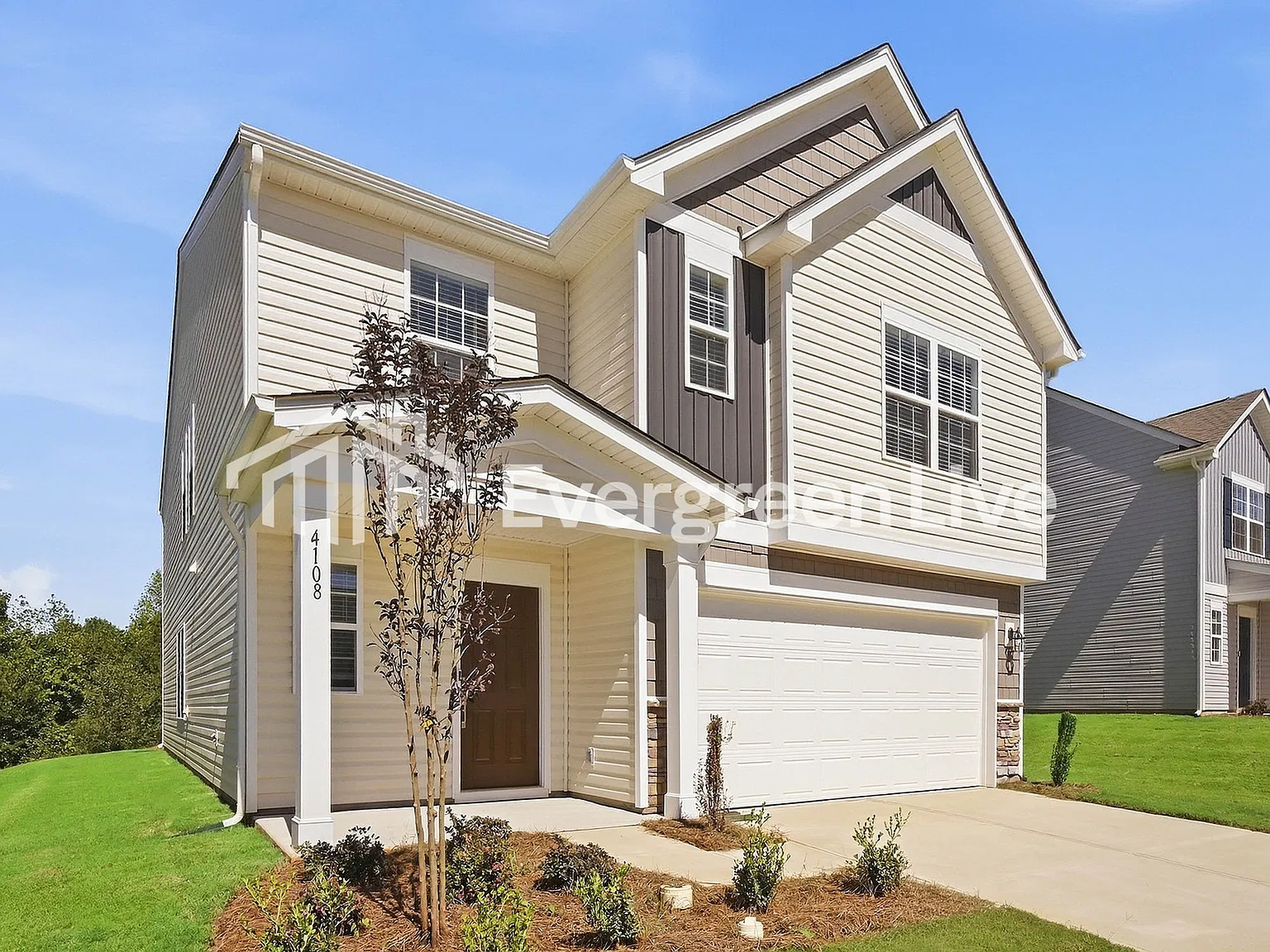 5 bed, 3.0 bath, 2578 sqft, $2,110 — Photo 2