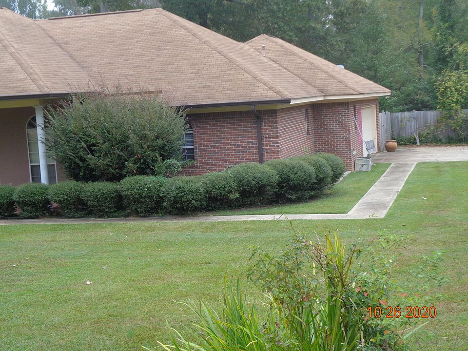 2nd image of 3697 Yorkville Rd E