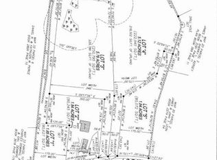 219 W Townsend Rd, Lunenburg, MA 01462