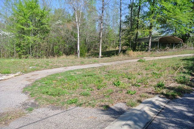 1st image of 179 Lee Road 638