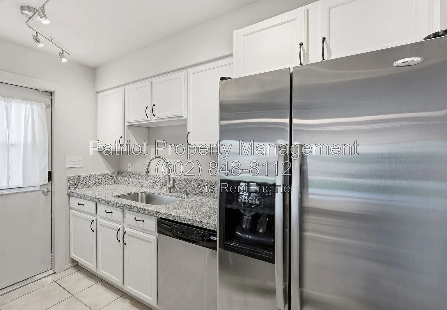 3 bed, 2.0 bath, 1288 sqft, $2,400 — Photo 4