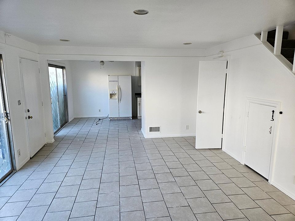 1st image of 16613 Townhouse Dr