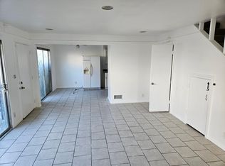 16613 Townhouse Dr, Tustin, CA 92780