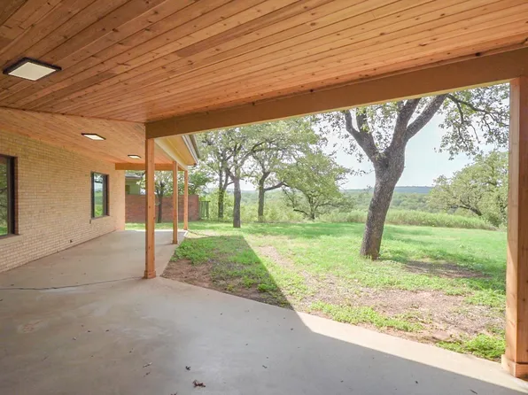 700 NW 17th St, Mineral Wells, TX 76067