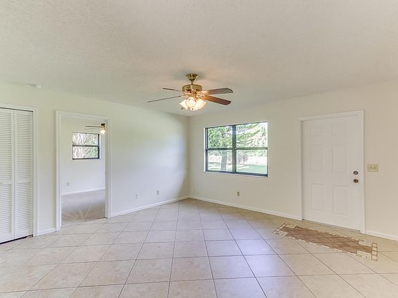 4th image of 16968 81st Ln N