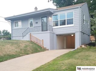 3613 Himebaugh Ave, Omaha, NE 68111