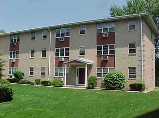 2 Radio Ave APT C2, Secaucus, NJ 07094