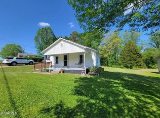 271 Ollis Rd, Oliver Springs, TN 37840