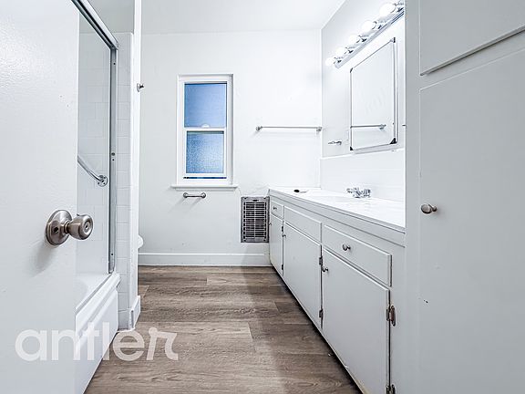 5th image of 4509 Pinafore St #U4