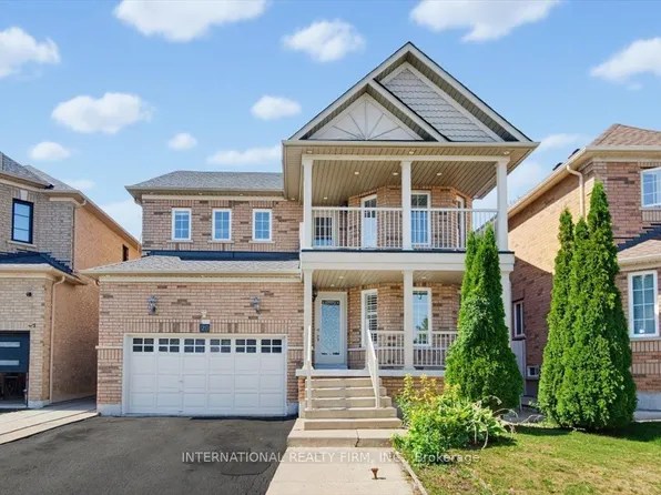 26 Mauve Dr, Brampton, ON L6P 2M8
