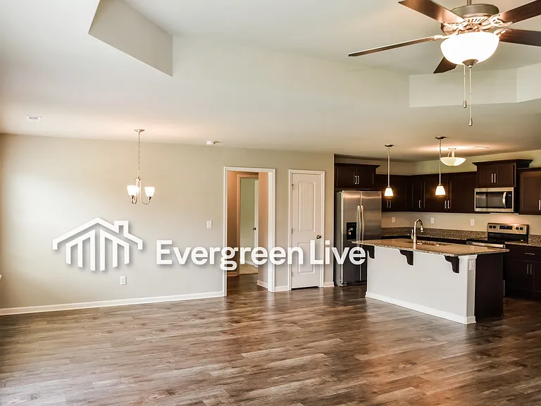 107 Ocean Springs Ave — Photo 5