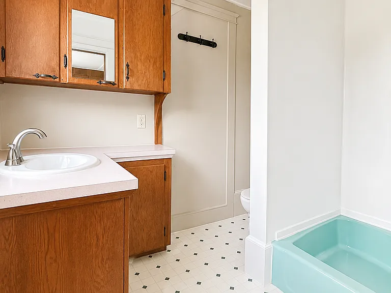 219 Park St #1 — Photo 6
