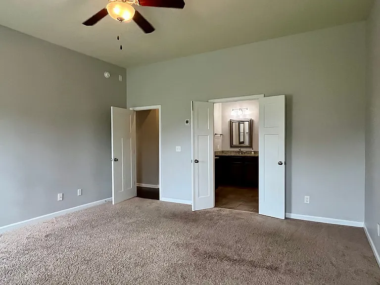 9408 Tillman Ct — Photo 34