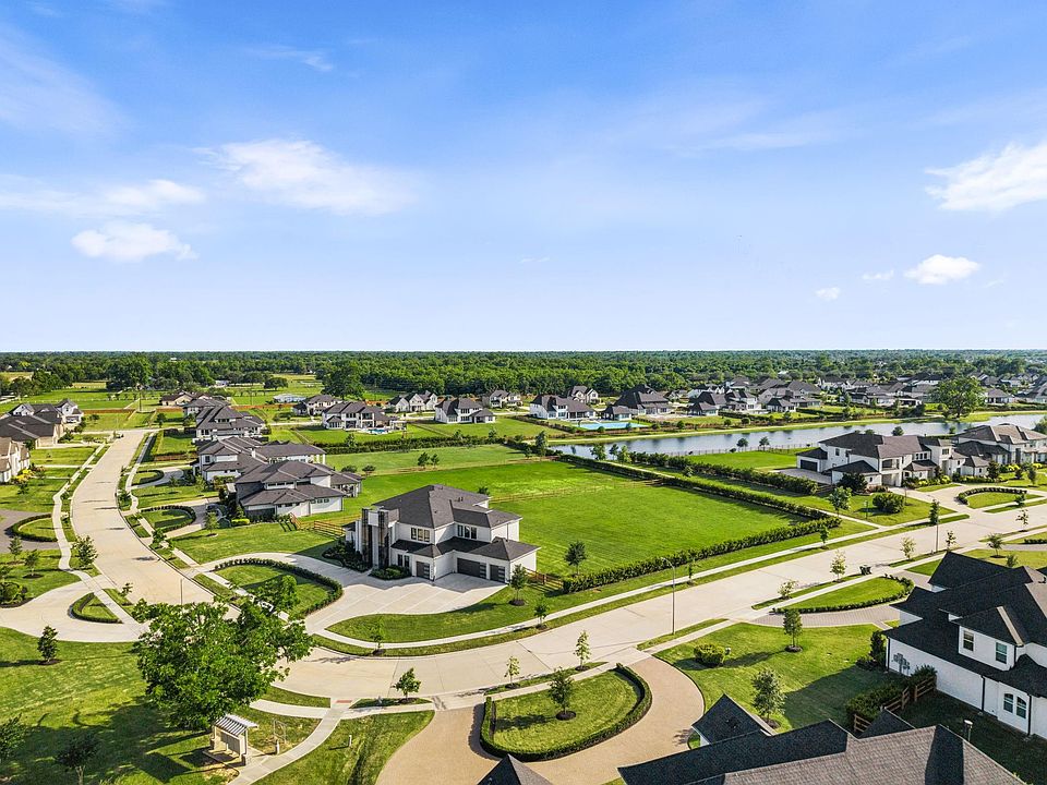 1st image of 29429 Circle S Ranch Trl