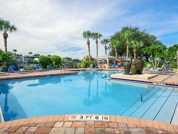 Treat yourself to a daily dip in our resort-style pool and feel like you're on vacation every day at Beachway Links!