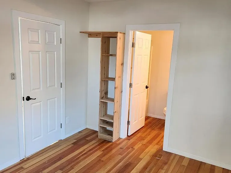 3433 Willow St #2 — Photo 11