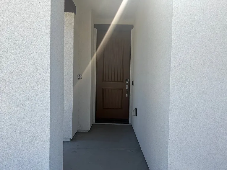 Eagle Ln — Photo 14