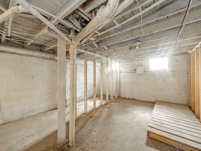 4031 Boulevard Pl — Photo 18