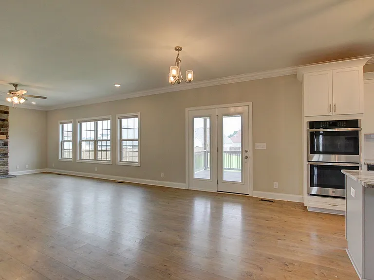 230 Cotoneaster Ln — Photo 56