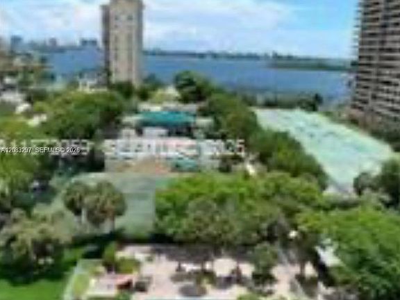 3rd image of 11111 Biscayne Blvd #4D