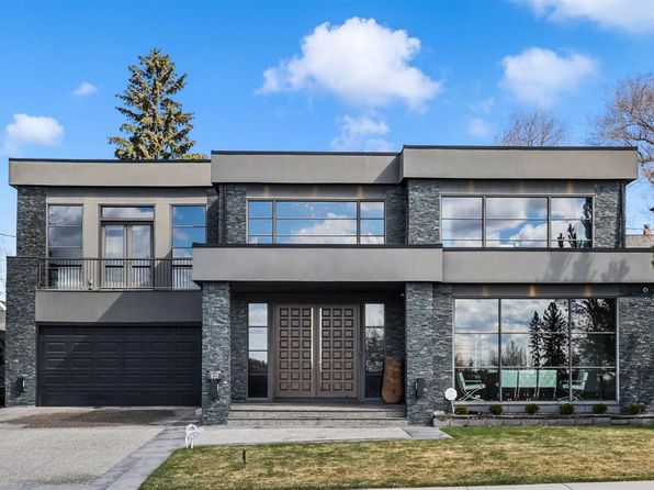832 S Hillcrest Ave SW, Calgary, AB T2T 0Y9