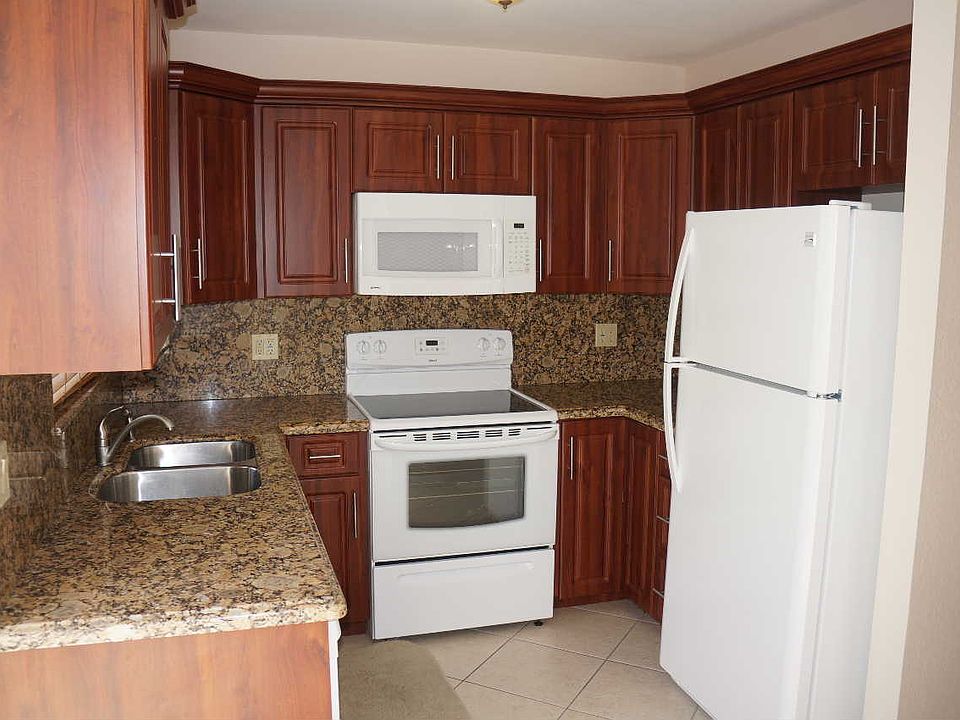 1st image of 64 NE 20th Ct