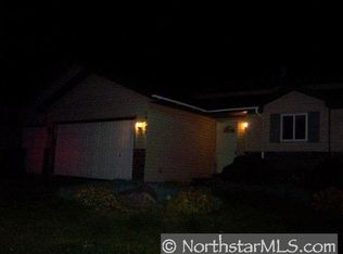 10785 Matthew Dr, Chisago City, MN 55013