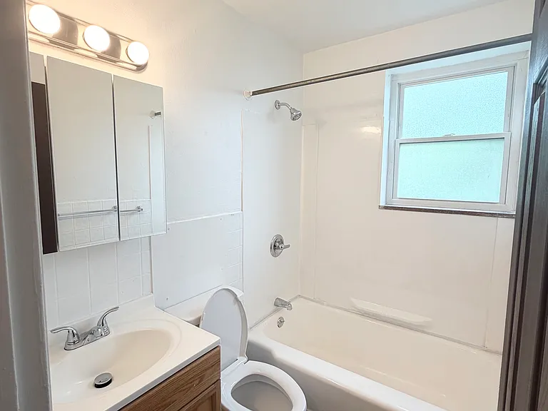 1696 Skyline Dr #14 — Photo 7