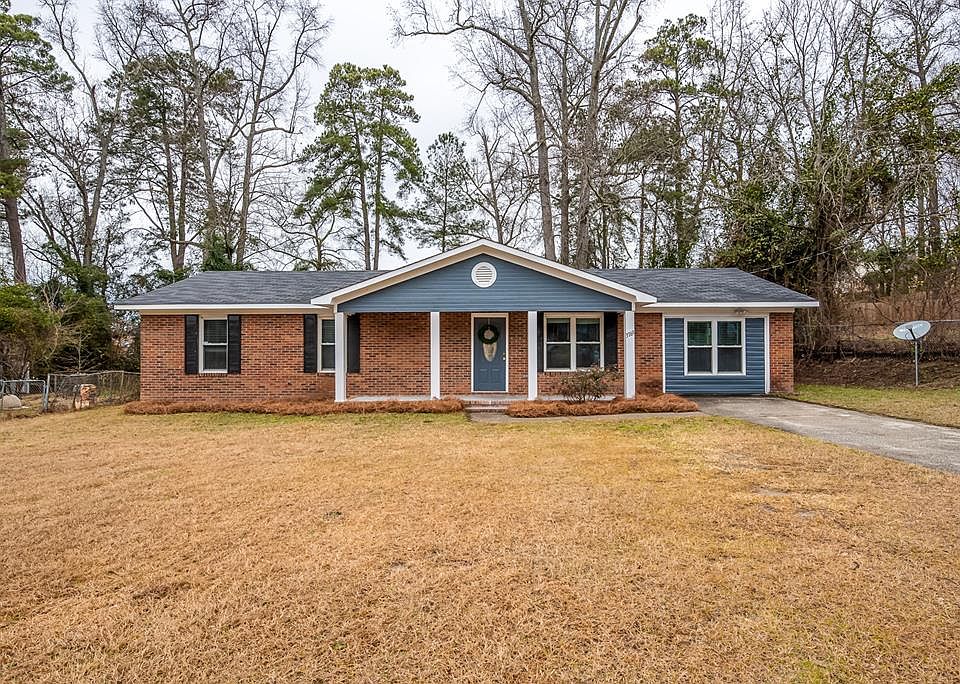 1st image of 3769 Fairington Dr