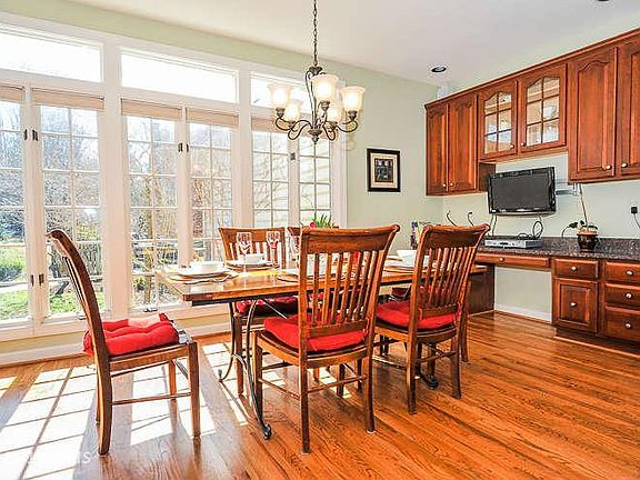 5th image of 7509 Detwiller Dr