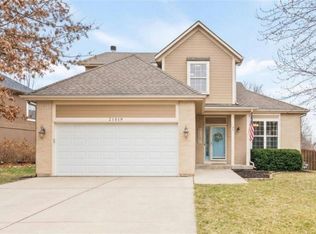 21519 W 58th St, Shawnee, KS 66218