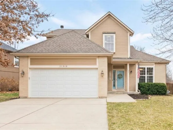 21519 W 58th St, Shawnee, KS 66218