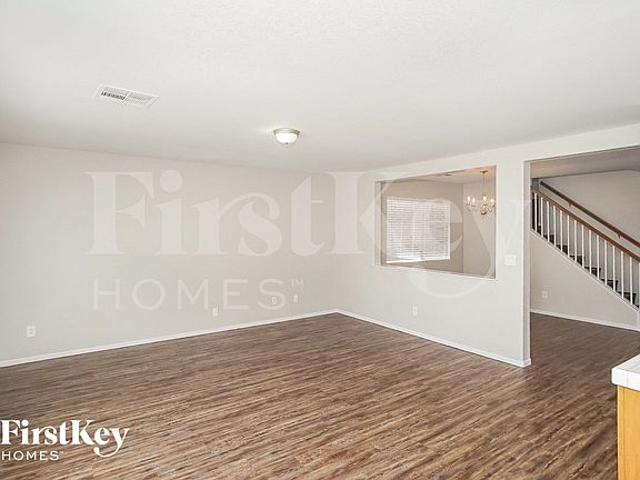 4th image of 9134 Cazador St