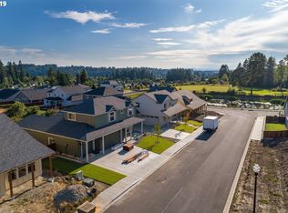 1908 E 6th St, La Center, WA 98629