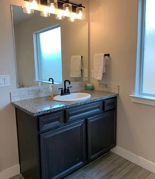 2509 Husk St — Photo 10