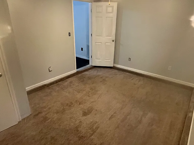 347 Green Meadows Dr — Photo 55