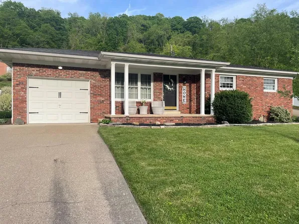 56 SUN VALLEY DRIVE, Glen Dale, WV 26038