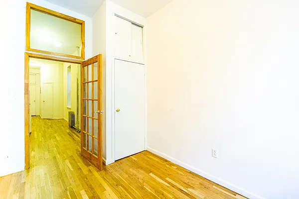 Rented by Compass | media 9