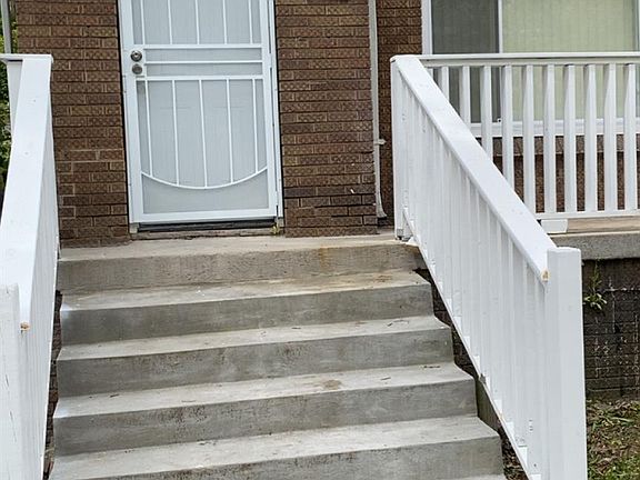 2nd image of 15747 Northlawn St