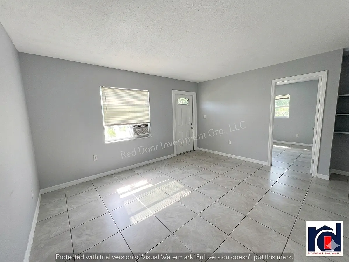2 bed, 680 sqft, $1,300 — Photo 2