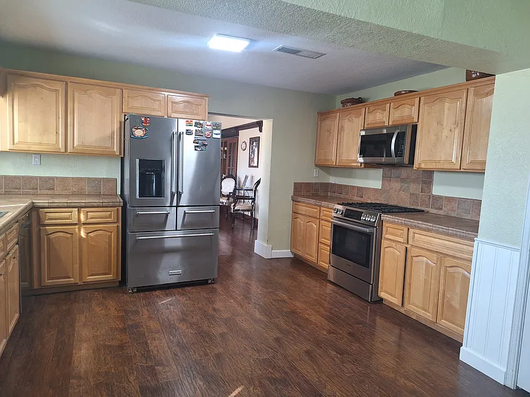 9401 Pavo Ln — Photo 12